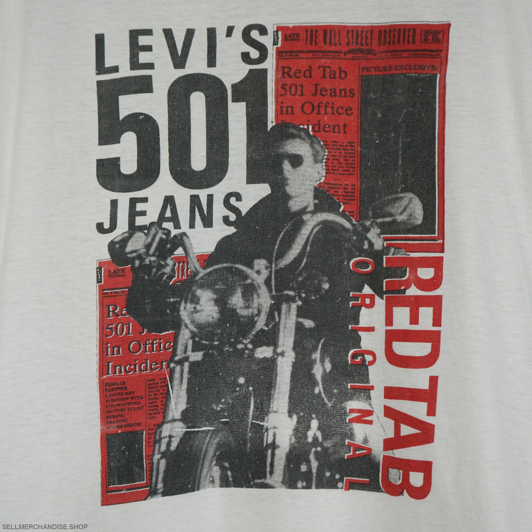 Vintage 1980s Levi's 501 Single Stitch t-shirt