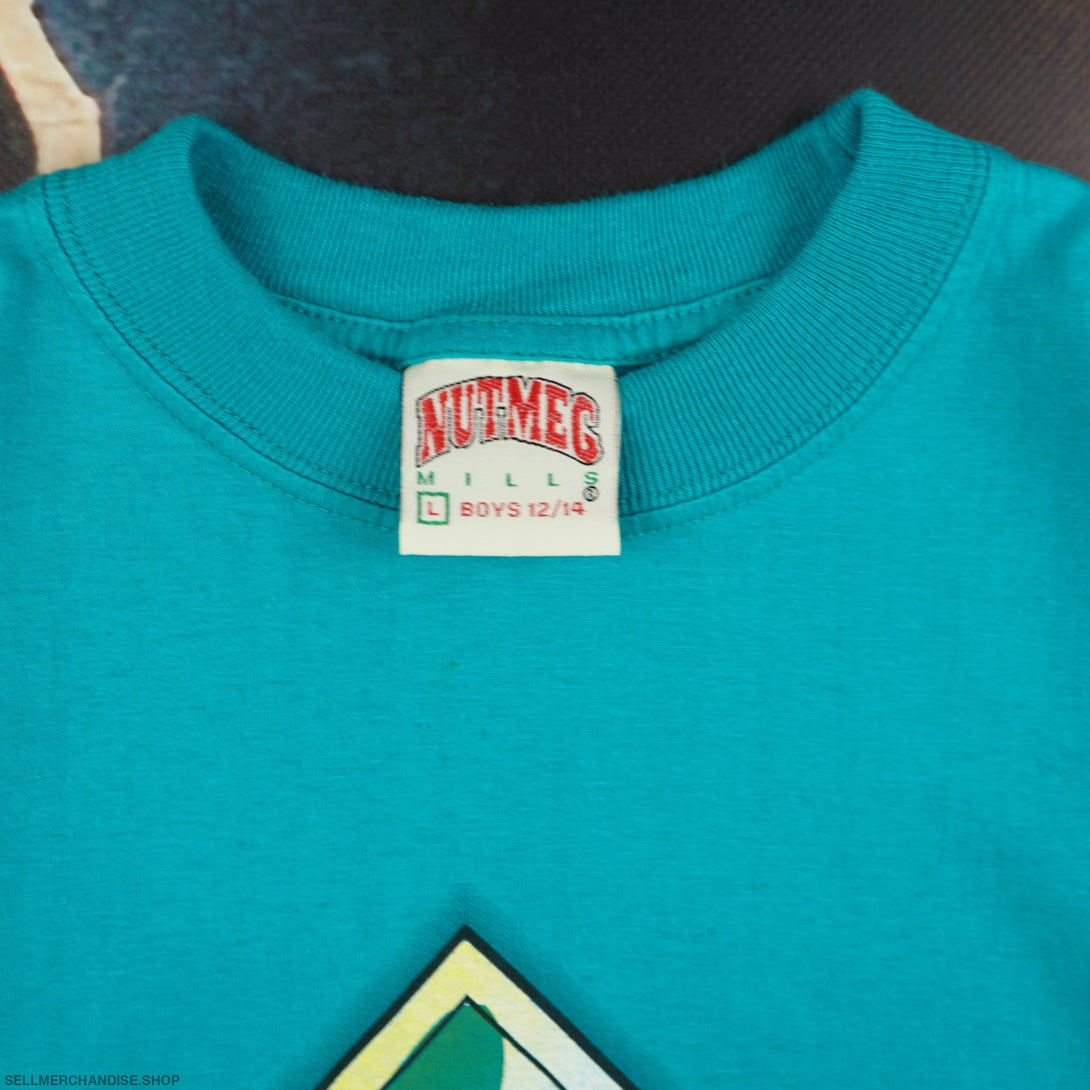 Vintage 1990s Charlotte Hornets T-Shirt