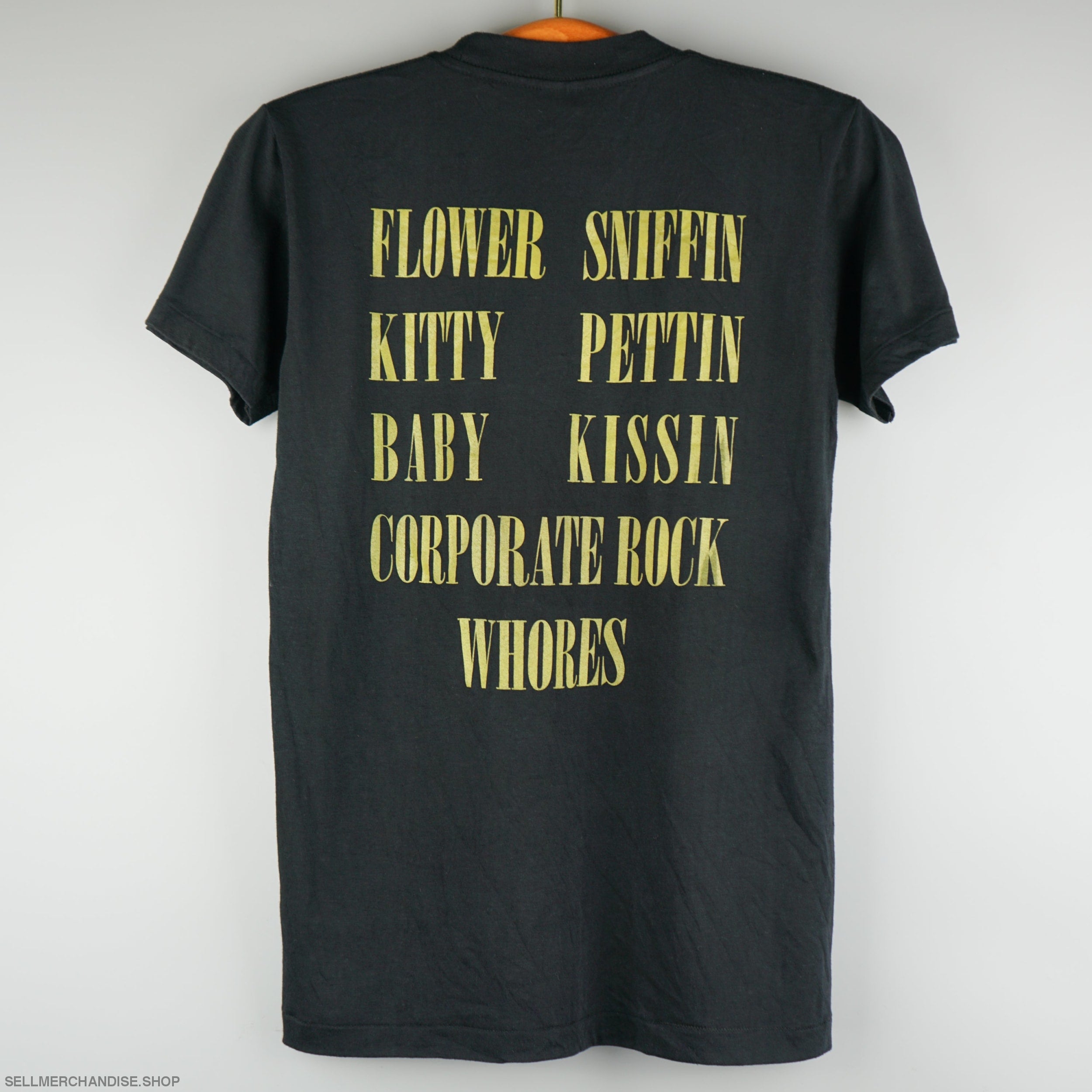 Nirvana t hotsell shirt flower sniffin