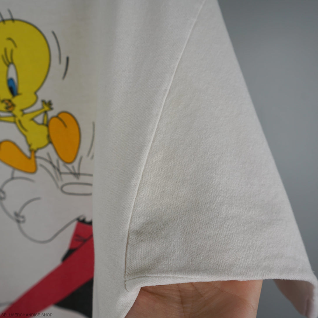 Vintage 1990s Tweety and Sylvester t-shirt all over print