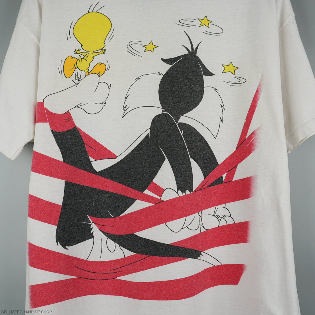 Vintage 1990s Tweety and Sylvester t-shirt all over print