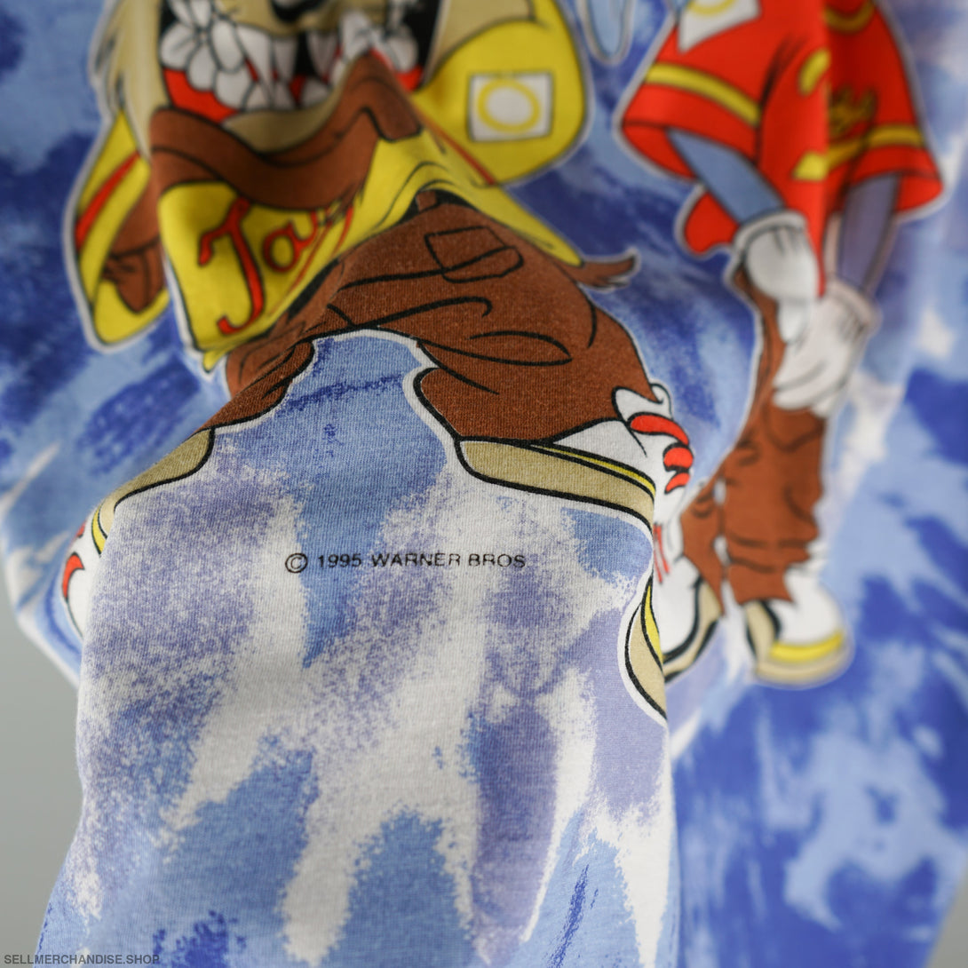 Vintage 1995 Bugs Bunny & Taz Tasmanian devil t-shirt