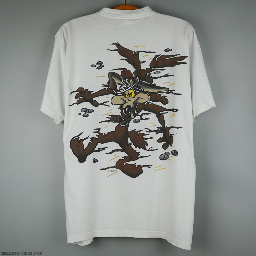 Vintage 1995 Willie Coyote Flying t-shirt