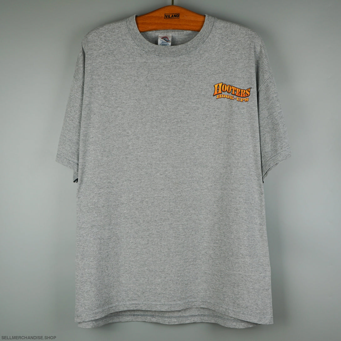 Vintage 2008 Hooters t-shirt