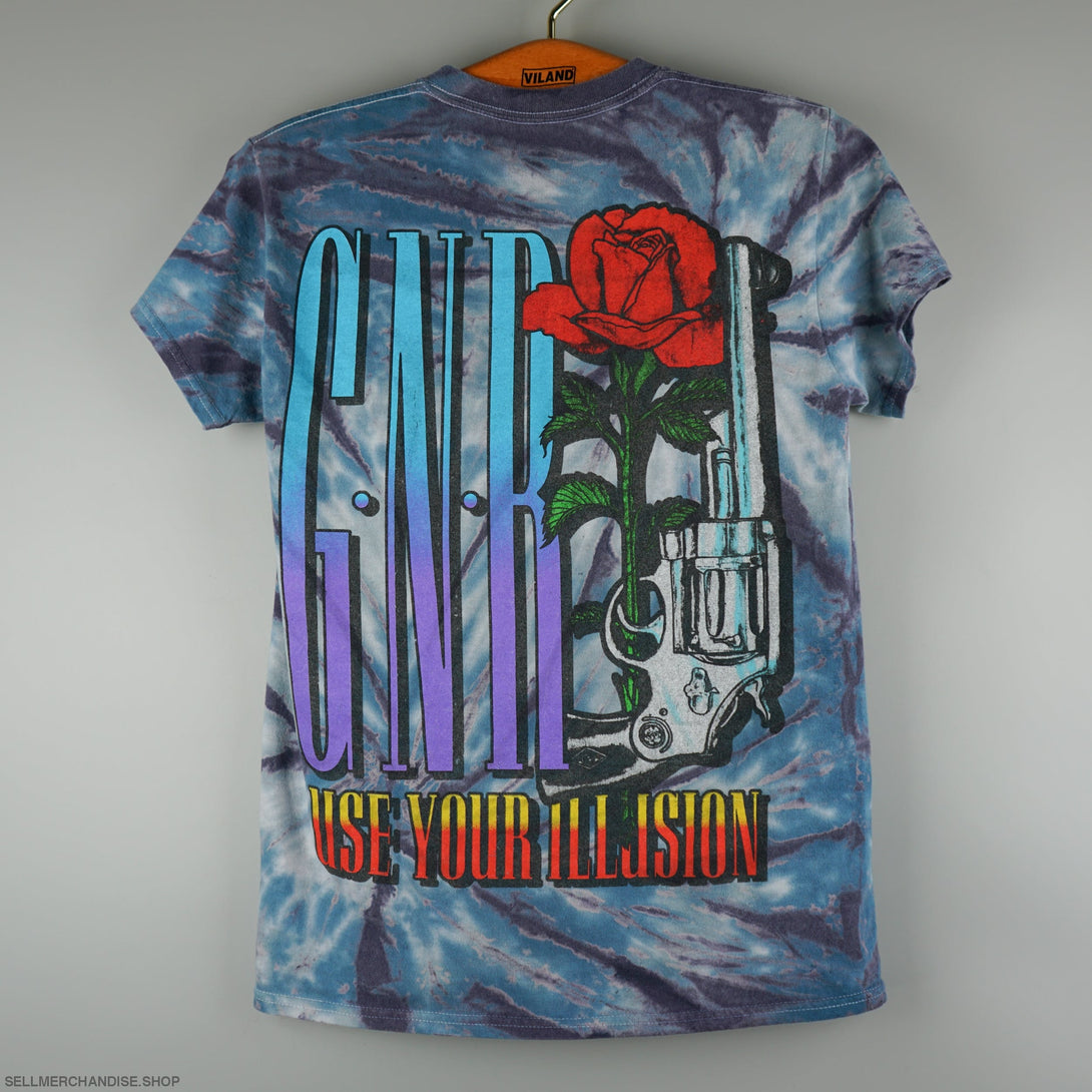 Vintage 2015 Guns N Roses All Over Print T-Shirt Use Your Illusion