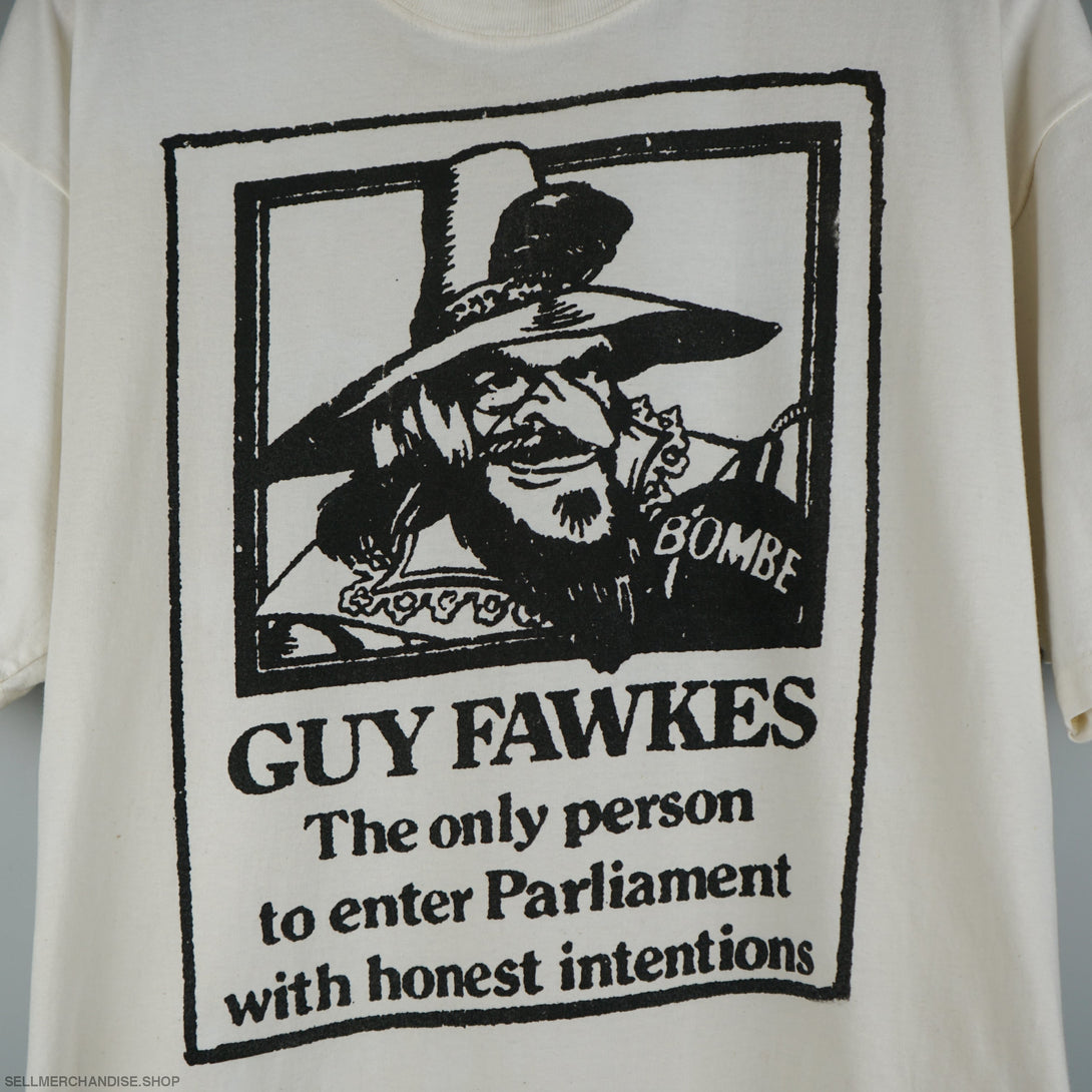 Vintage 90s Guy Fawkes Hones Person t-shirt