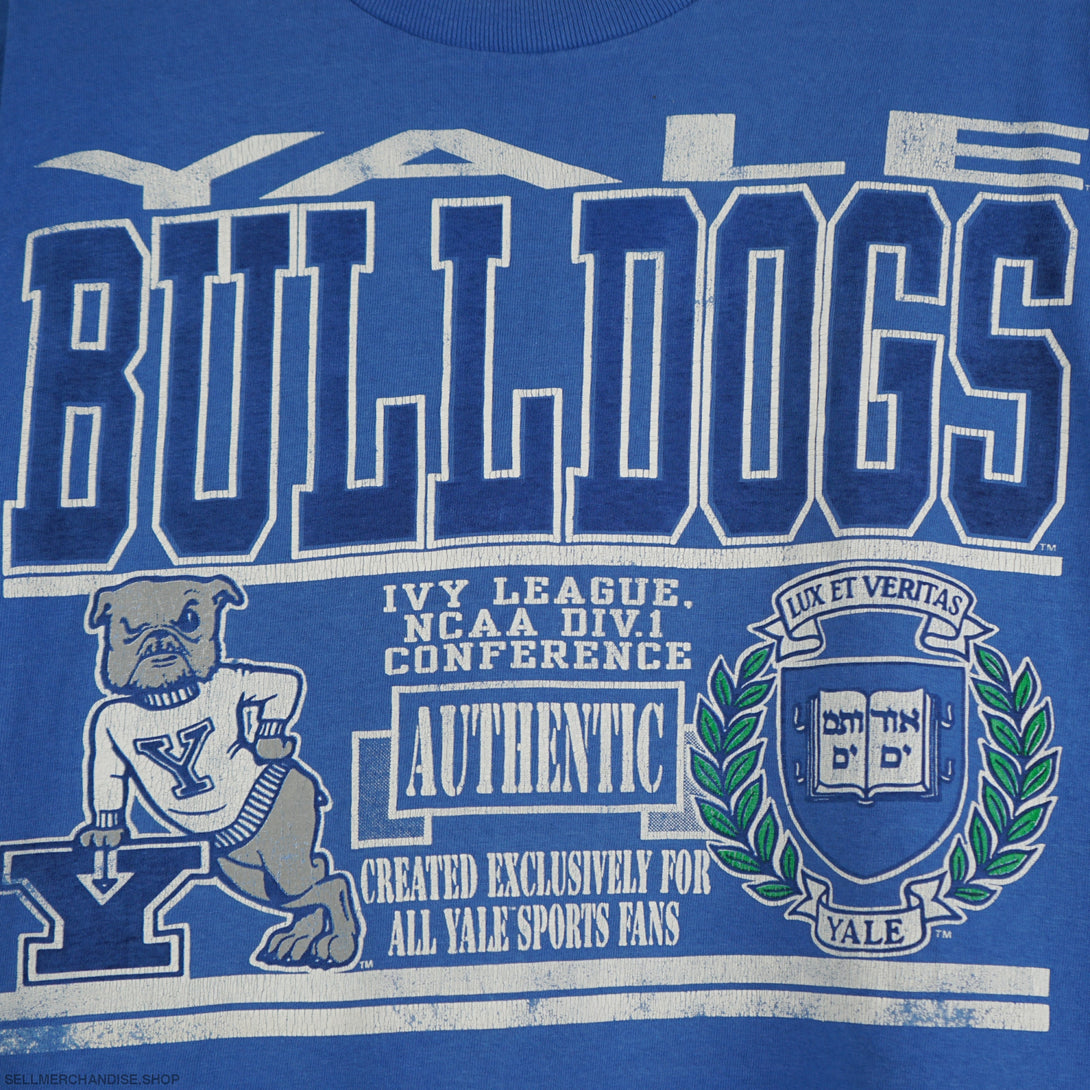 Vintage 1990s Yale bulldogs t-shirt Single Stitch