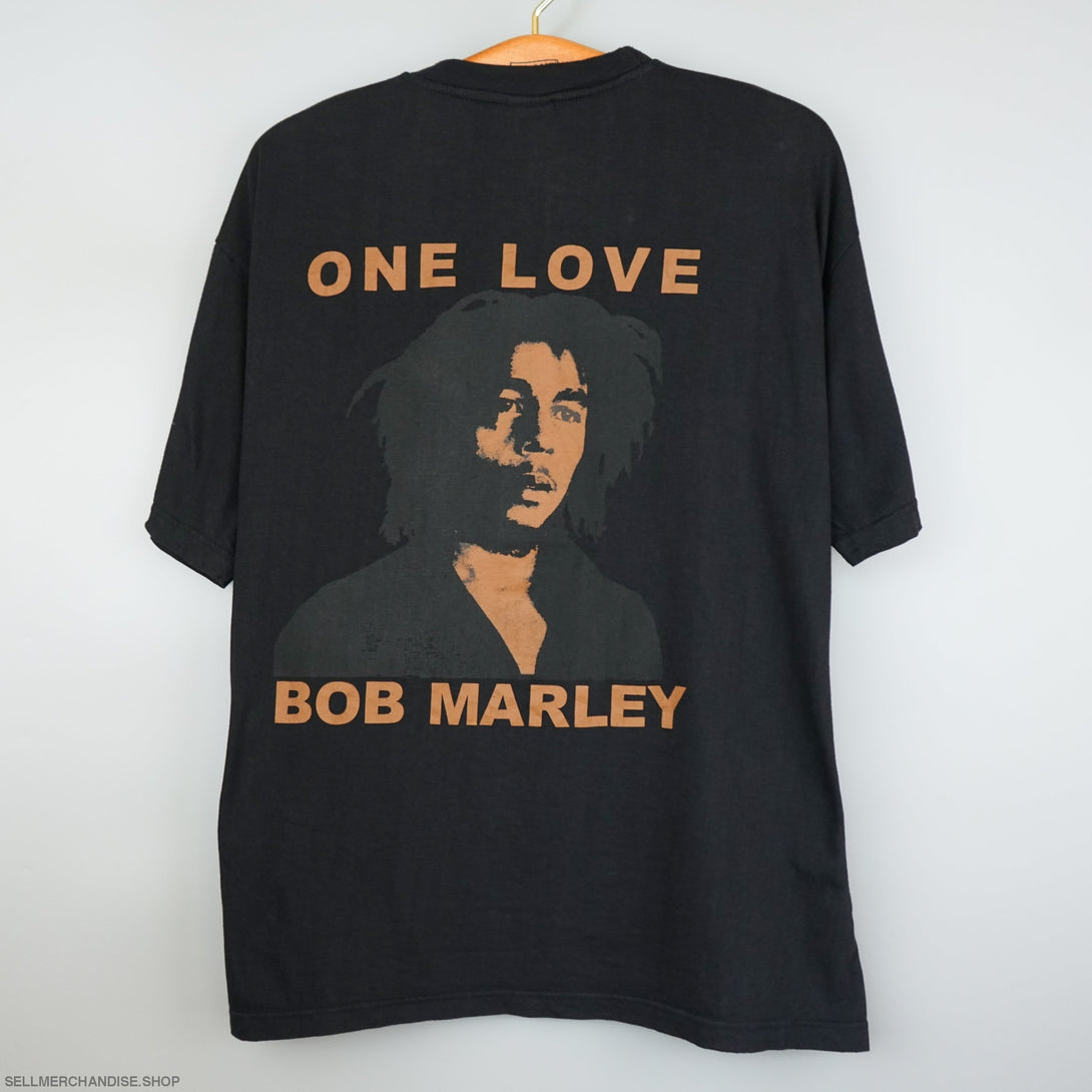 Vintage Bob Marley Legend 1990s t shirt