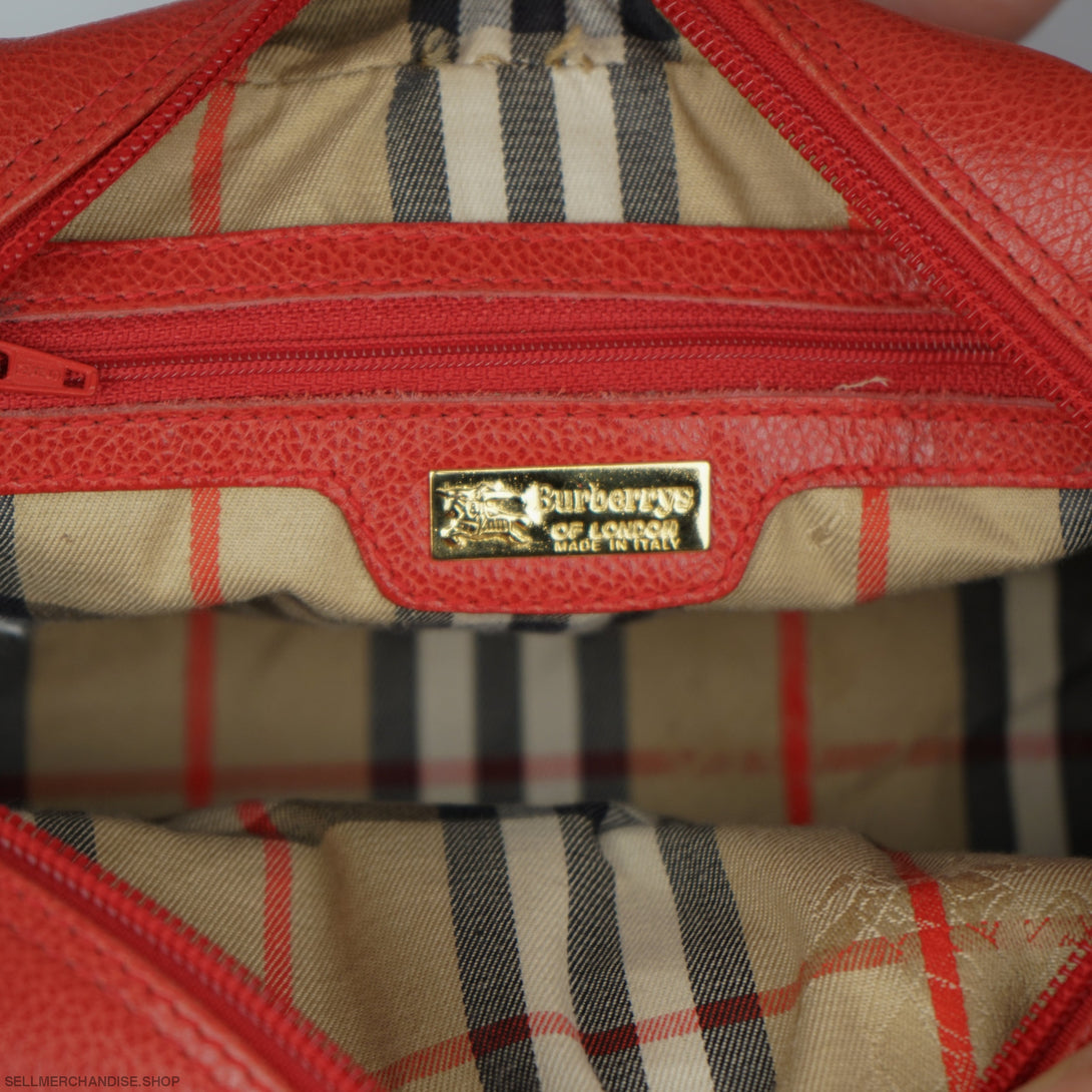 vintage Burberrys Leather Crossbody bag